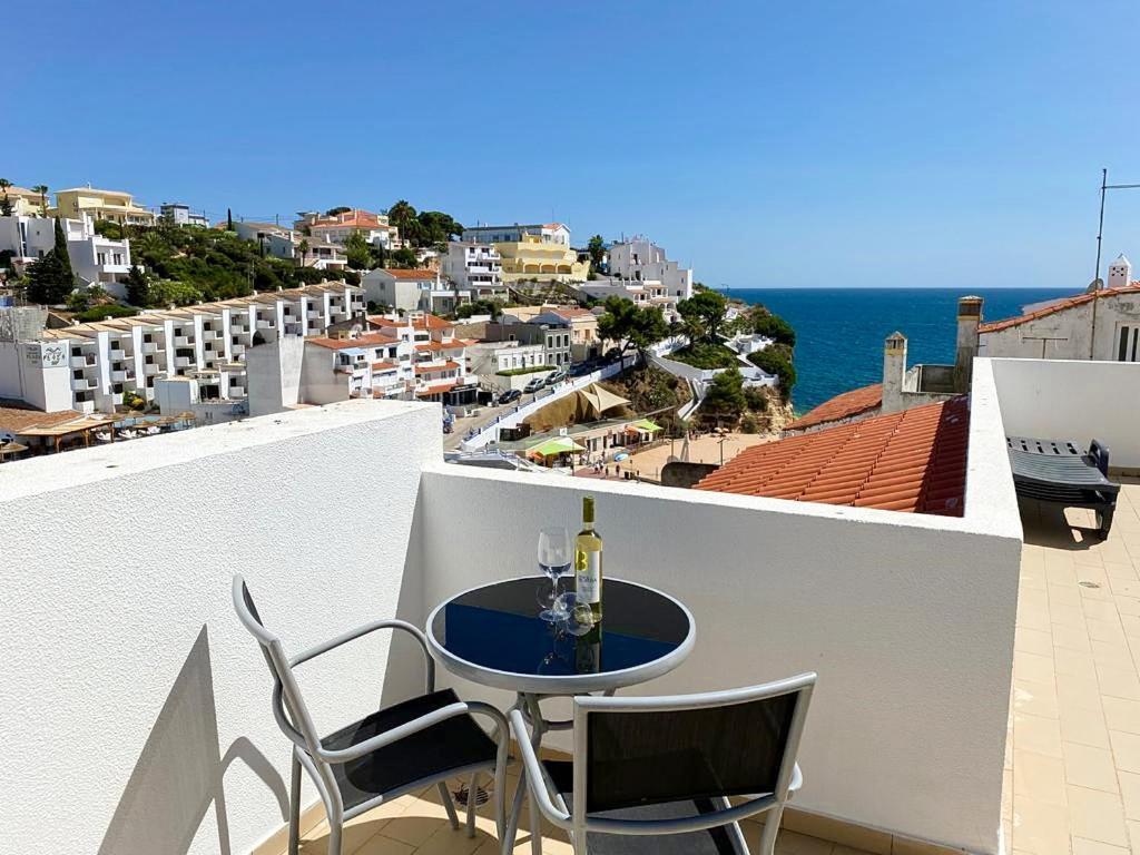 Sitio Do Raposo - Carvoeiro - Wifi, Ac, Beach & Center 200M Exterior photo