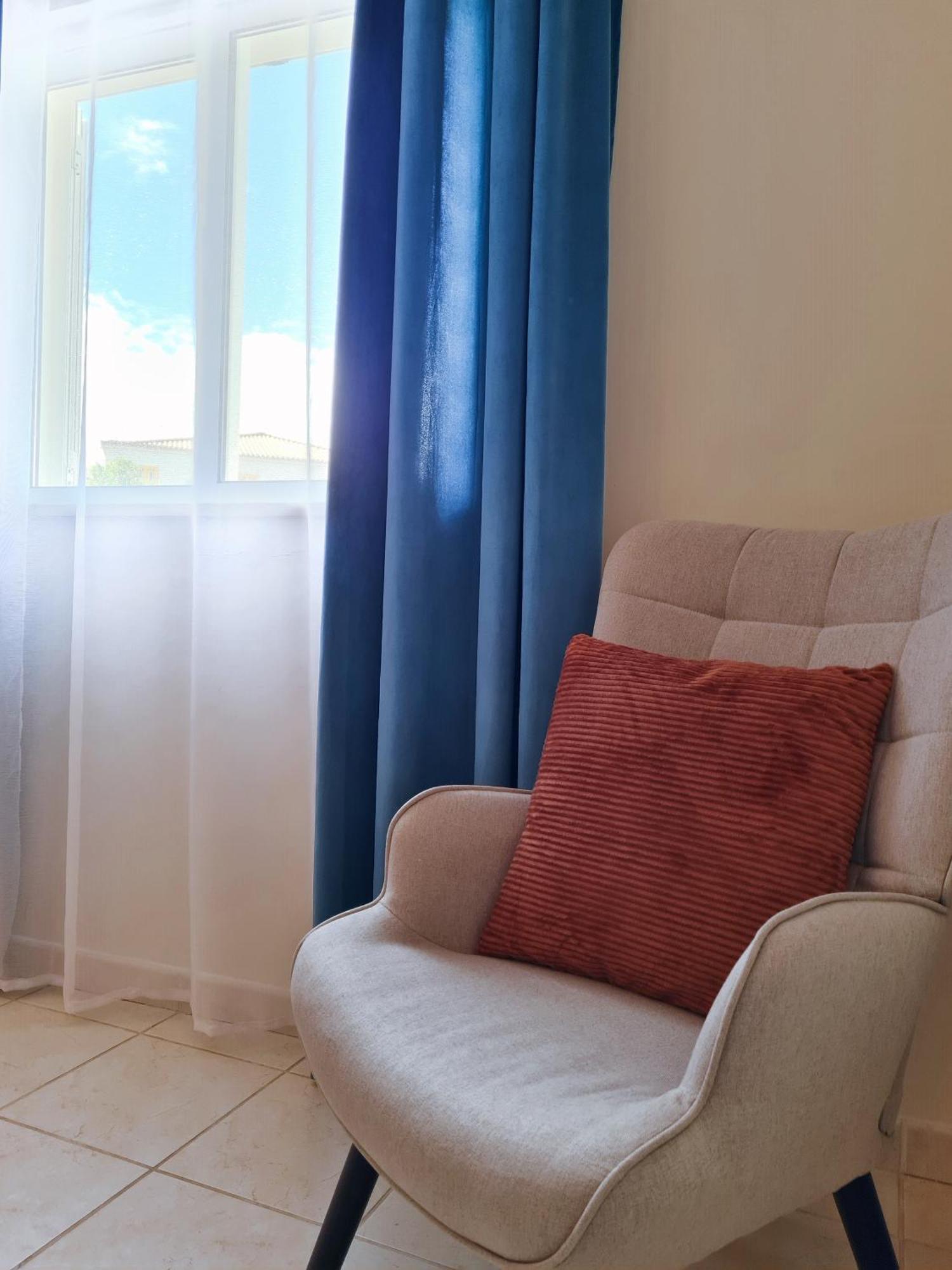 Sitio Do Raposo - Carvoeiro - Wifi, Ac, Beach & Center 200M Exterior photo