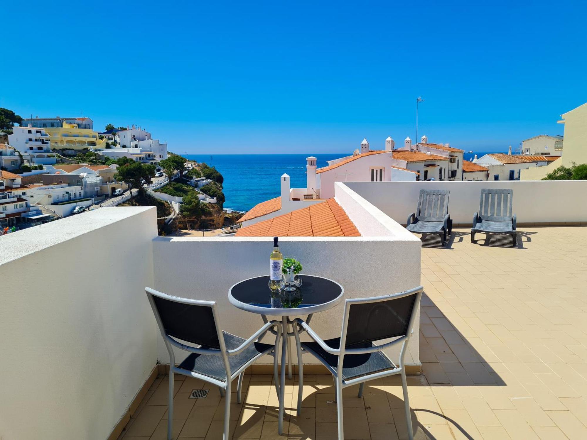 Sitio Do Raposo - Carvoeiro - Wifi, Ac, Beach & Center 200M Exterior photo